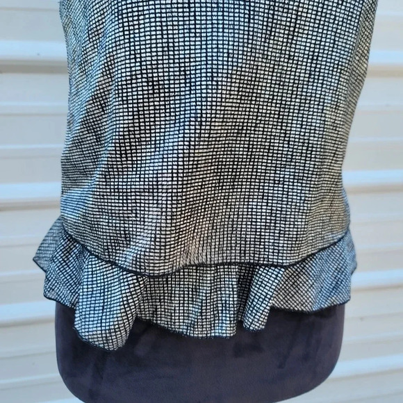 Love Culture Cropped Ruffle Silver Black Metallic Spaghetti Strap S Womens Top - Picture 6 of 12